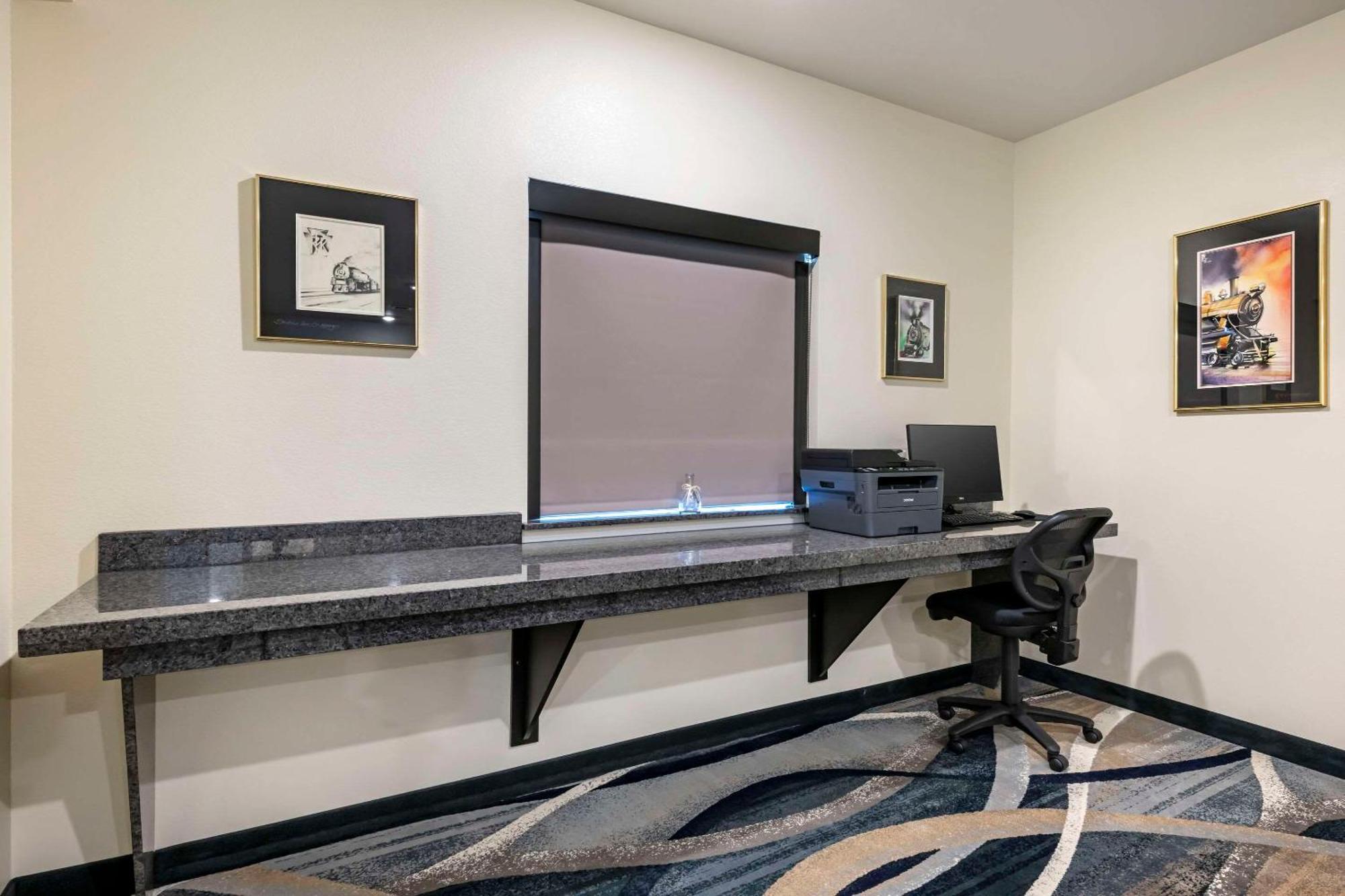 Comfort Inn & Suites Medina Ngoại thất bức ảnh