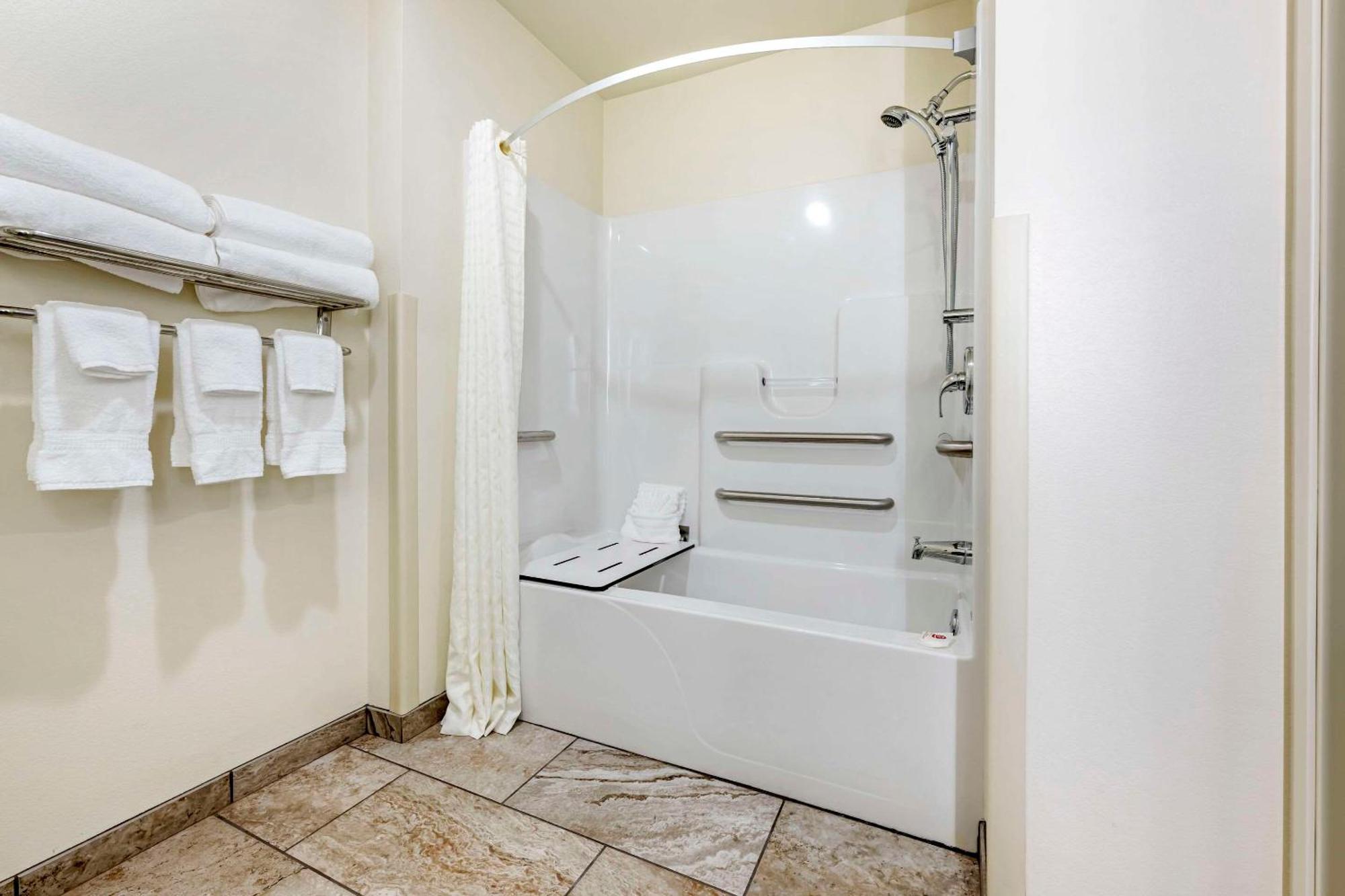 Comfort Inn & Suites Medina Ngoại thất bức ảnh